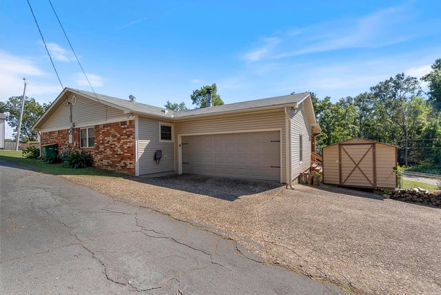 1003 Silver Creek Dr, Sherwood, AR 72120