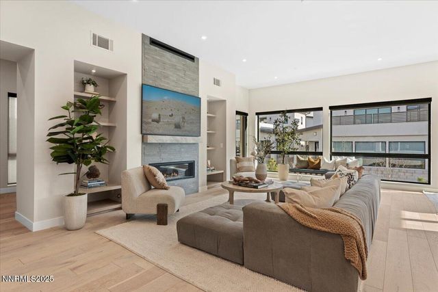 40 Campolina Street 26-2, Reno, NV 89511