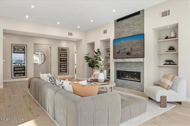 40 Campolina Street 26-2, Reno, NV 89511