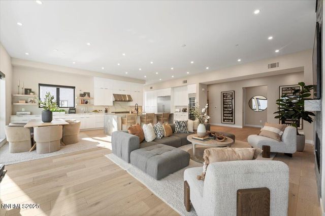 40 Campolina Street 26-2, Reno, NV 89511