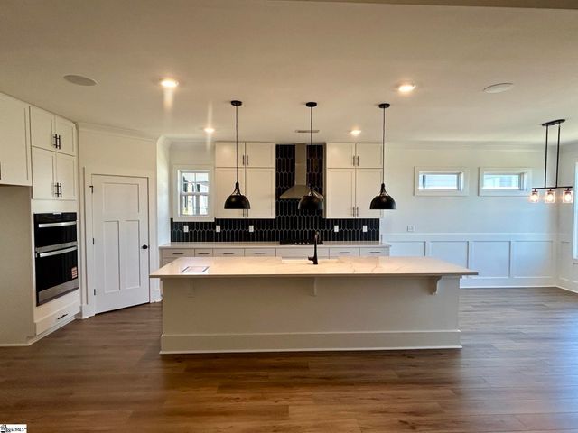 134 Shale Drive, Central, SC 29630