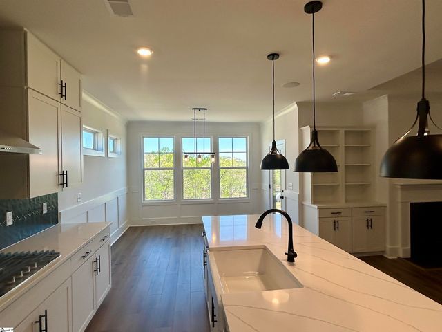 134 Shale Drive, Central, SC 29630