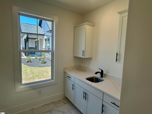 134 Shale Drive, Central, SC 29630
