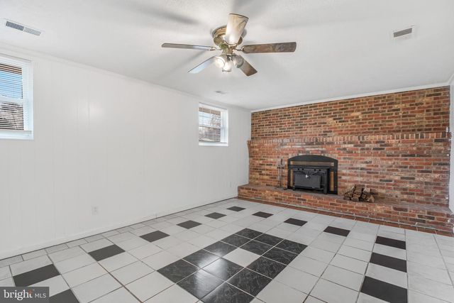 67 LITTLE WHIM RD, Fredericksburg, VA 22405