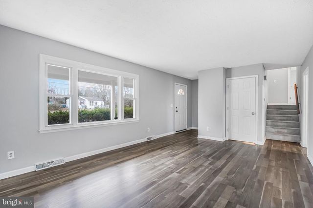 67 LITTLE WHIM RD, Fredericksburg, VA 22405