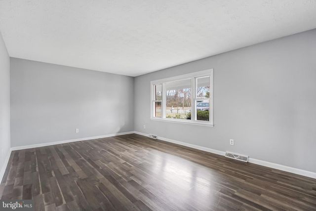 67 LITTLE WHIM RD, Fredericksburg, VA 22405