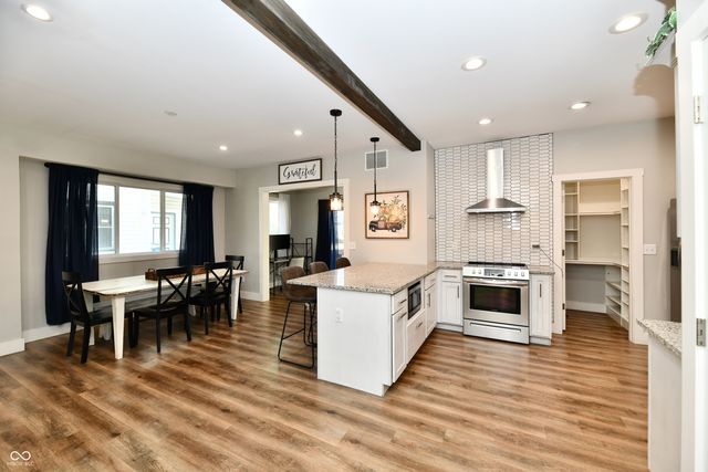 3832 Carrollton Avenue, Indianapolis, IN 46205
