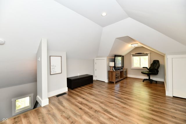 3832 Carrollton Avenue, Indianapolis, IN 46205