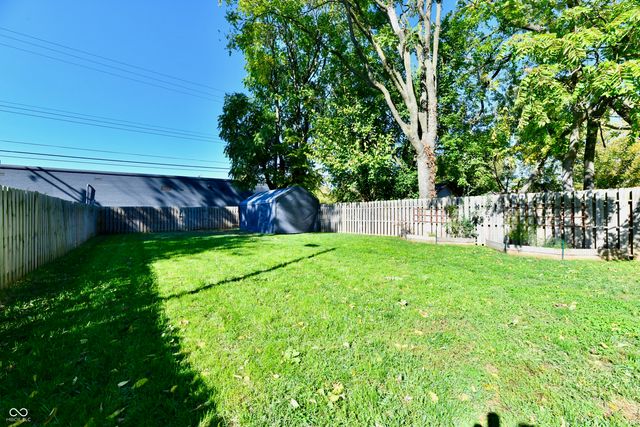 3832 Carrollton Avenue, Indianapolis, IN 46205