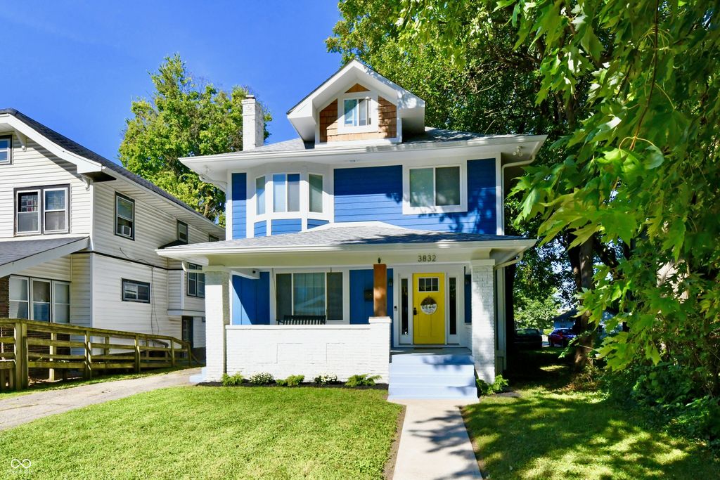 3832 Carrollton Avenue, Indianapolis, IN 46205