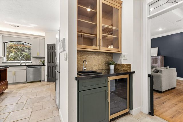 2015 Hickory Park Drive, Houston, TX 77345