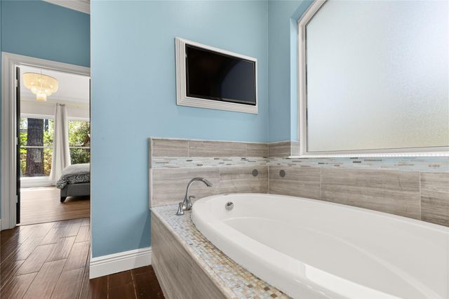 2015 Hickory Park Drive, Houston, TX 77345