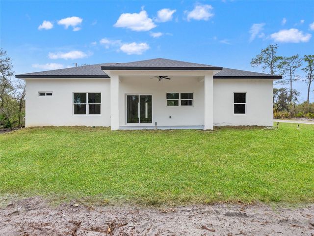 33 FISHER PLACE, Ocklawaha, FL 32179