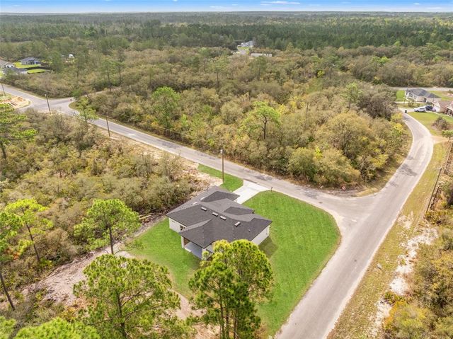 33 FISHER PLACE, Ocklawaha, FL 32179
