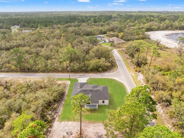 33 FISHER PLACE, Ocklawaha, FL 32179