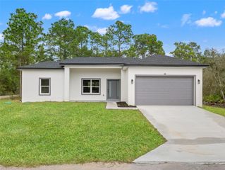 33 FISHER PLACE, Ocklawaha, FL 32179