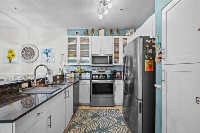 113 LIGHTHOUSE Circle C, Tequesta, FL 33469