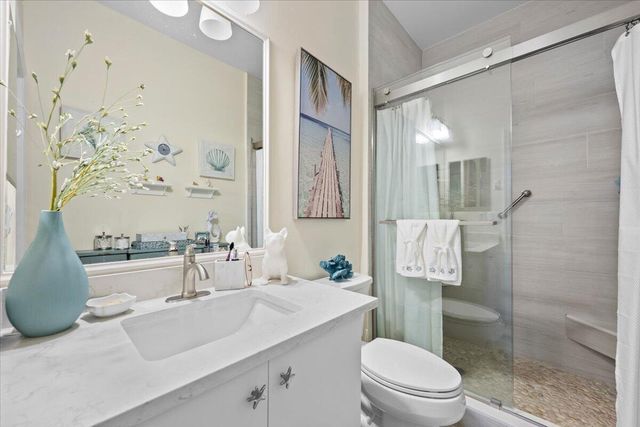 113 LIGHTHOUSE Circle C, Tequesta, FL 33469
