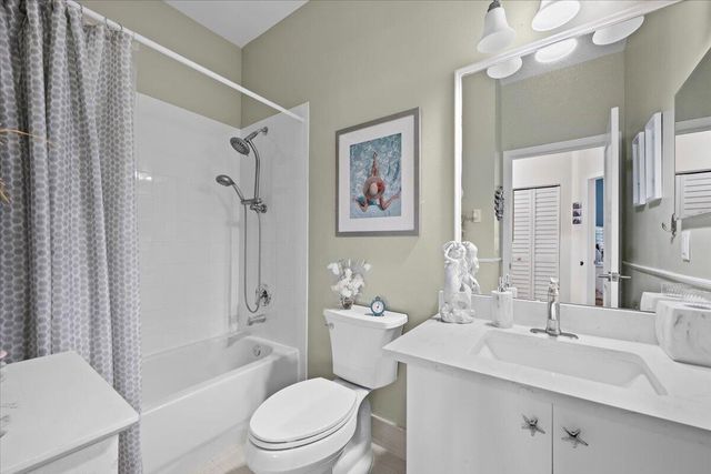 113 LIGHTHOUSE Circle C, Tequesta, FL 33469