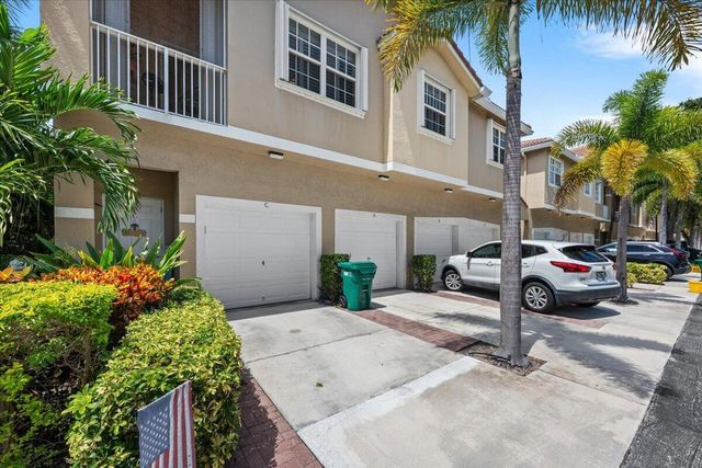 113 LIGHTHOUSE Circle C, Tequesta, FL 33469