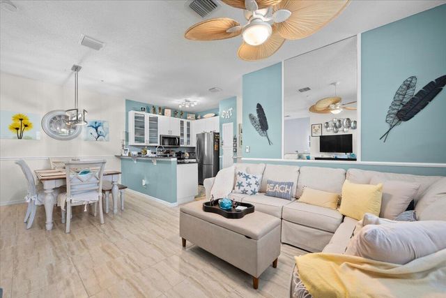 113 LIGHTHOUSE Circle C, Tequesta, FL 33469