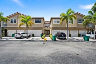113 LIGHTHOUSE Circle C, Tequesta, FL 33469