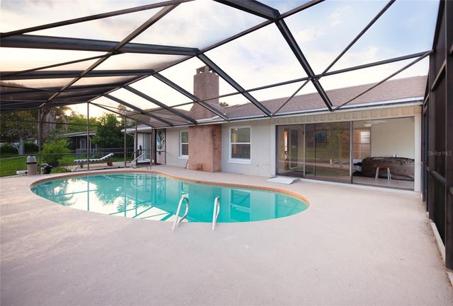 10 FELICIA COURT, Palm Coast, FL 32137
