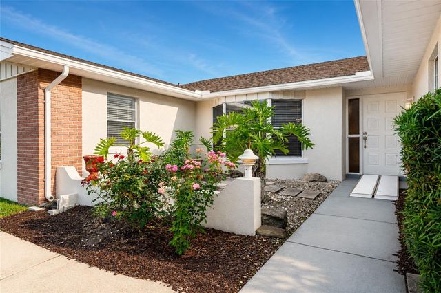 10 FELICIA COURT, Palm Coast, FL 32137