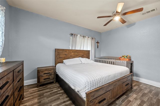 2221 S Park Avenue, Waco, TX 76706