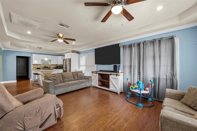 2221 S Park Avenue, Waco, TX 76706