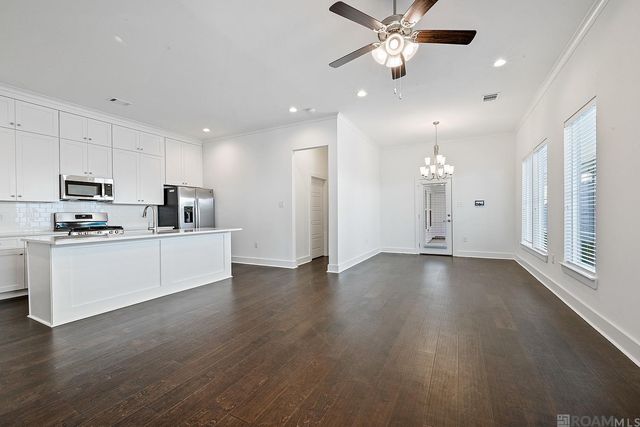 9602 Creekview Dr, Baton Rouge, LA 70836
