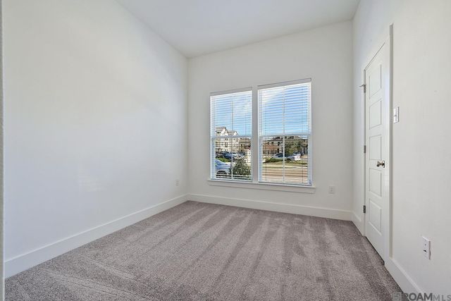 9602 Creekview Dr, Baton Rouge, LA 70836