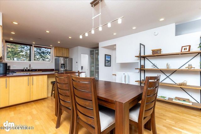 5201 E Northern Lights Boulevard, #3N, Anchorage, AK 99508