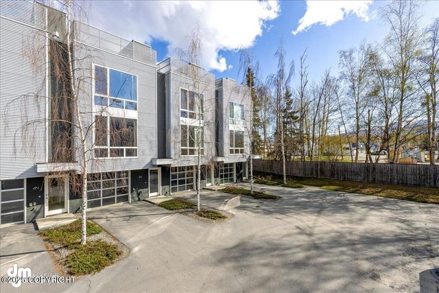 5201 E Northern Lights Boulevard, #3N, Anchorage, AK 99508