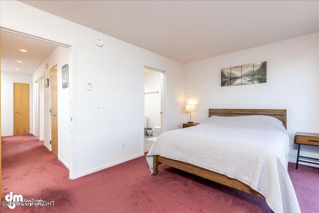 5201 E Northern Lights Boulevard, #3N, Anchorage, AK 99508
