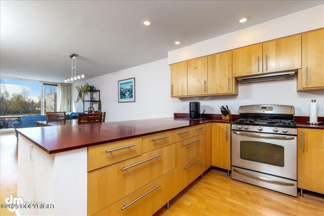 5201 E Northern Lights Boulevard, #3N, Anchorage, AK 99508