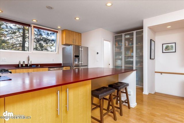 5201 E Northern Lights Boulevard, #3N, Anchorage, AK 99508