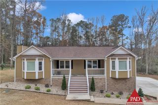 373 Presidential Drive, Dallas, GA 30157