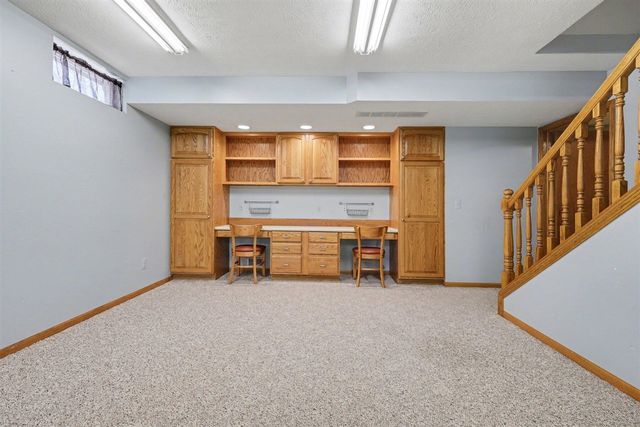 7292 Jewelbrooke Drive, Grand Rapids, MI 49548