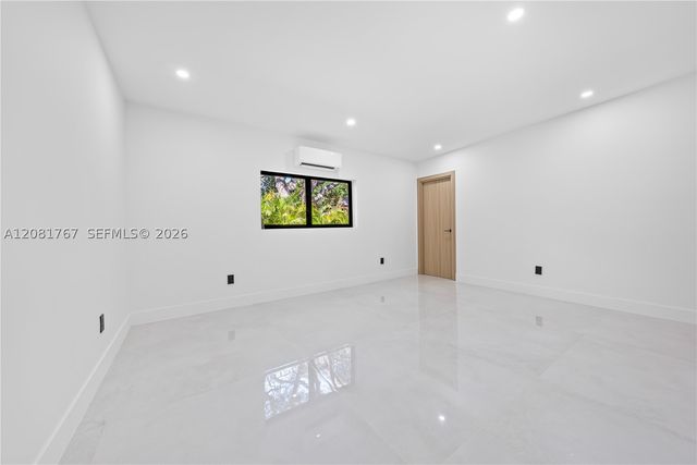 12335 Griffing Blvd 12335, North Miami, FL 33161