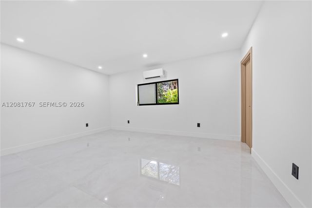 12335 Griffing Blvd 12335, North Miami, FL 33161