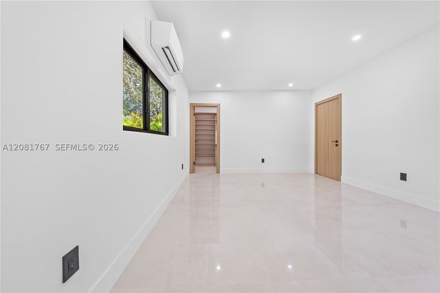 12335 Griffing Blvd 12335, North Miami, FL 33161