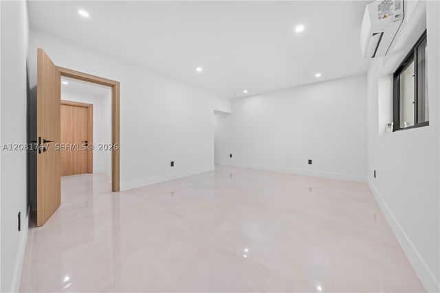 12335 Griffing Blvd 12335, North Miami, FL 33161