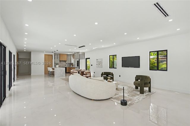 12335 Griffing Blvd 12335, North Miami, FL 33161