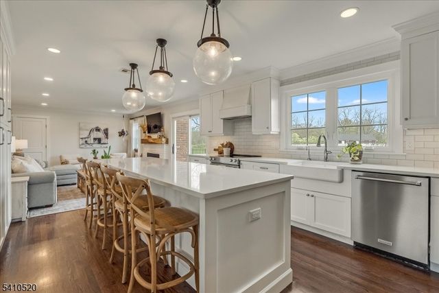7 Daly Rd, Chester Twp., NJ 07931