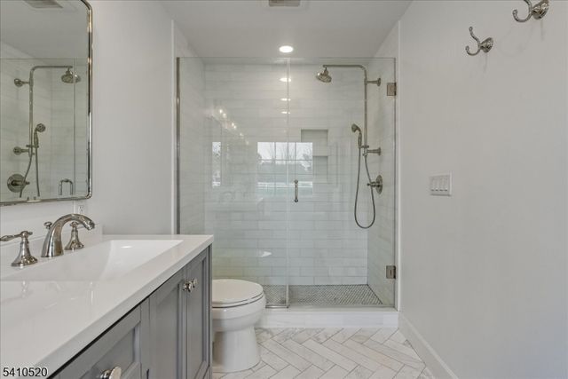 7 Daly Rd, Chester Twp., NJ 07931