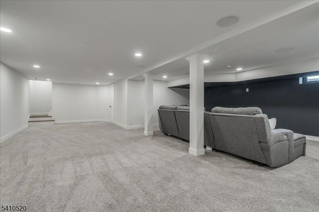 7 Daly Rd, Chester Twp., NJ 07931
