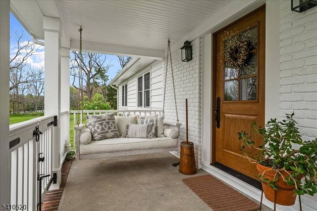 7 Daly Rd, Chester Twp., NJ 07931