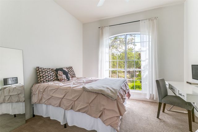 1201 Meadow Ridge Court, Southlake, TX 76092