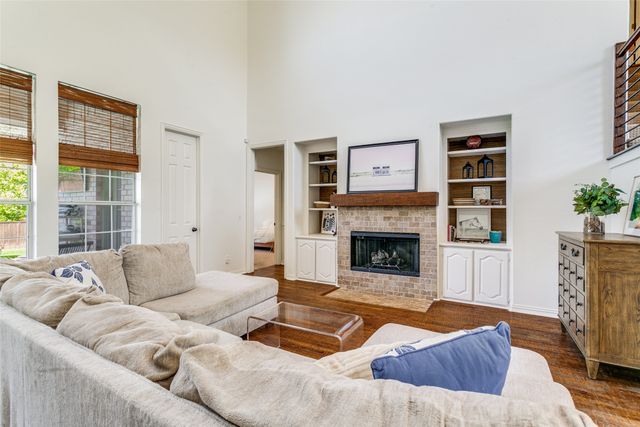 1201 Meadow Ridge Court, Southlake, TX 76092